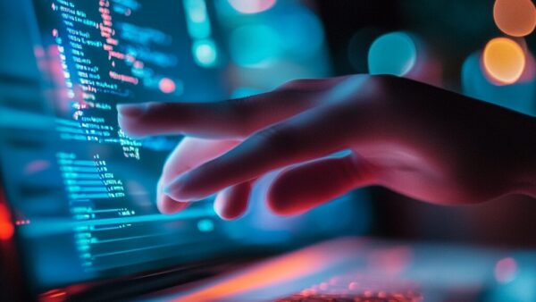 タッチスクリーン革命！？2025年の最強ノートPCランキング