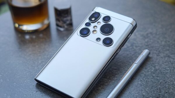おぉ、ついに！？Galaxy Z Fold 7、さらにスリムに＆Sペン対応のウワサ
