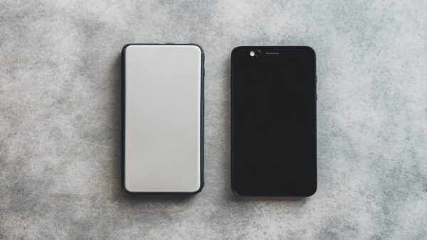 折りたたみスマホ戦争、勃発！？OPPO vs. Samsungの最新モデルをガチ比較！